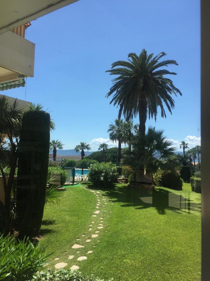 Studio 127, Vue Mer Et Piscine, Port Santa Lucia Saint-Raphaël Exteriör bild