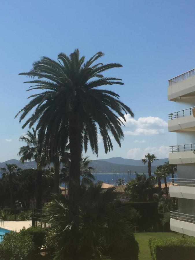 Studio 127, Vue Mer Et Piscine, Port Santa Lucia Saint-Raphaël Exteriör bild