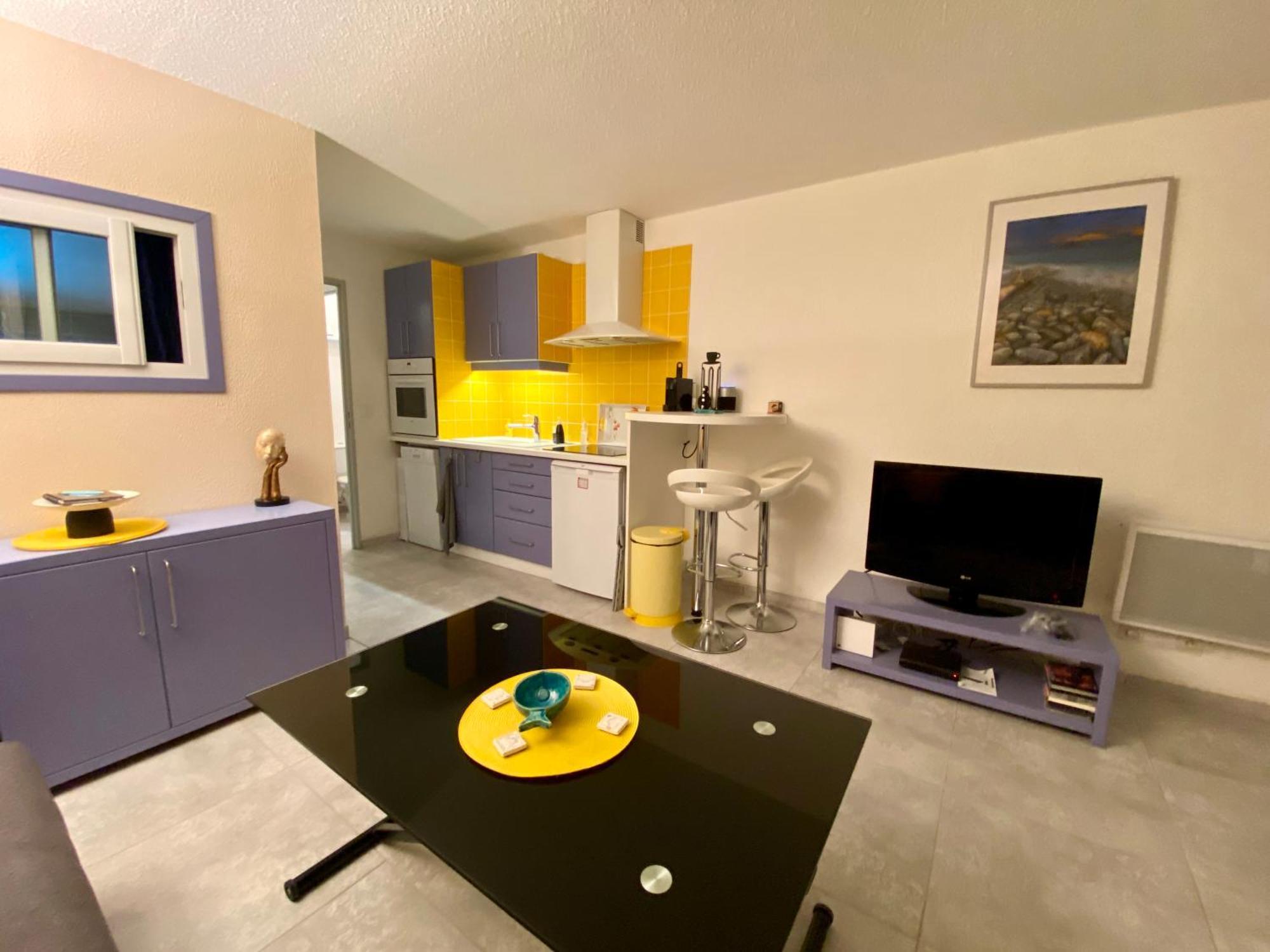 Studio 127, Vue Mer Et Piscine, Port Santa Lucia Saint-Raphaël Exteriör bild